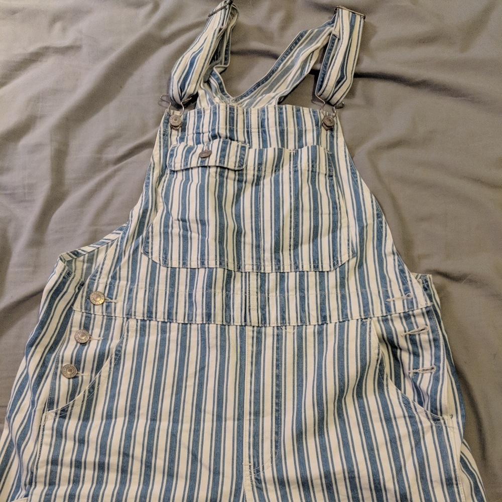 Stripped overalls